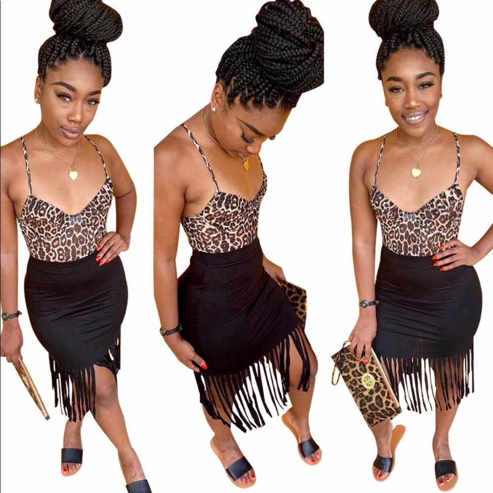 Black fringe skirt😳🤯